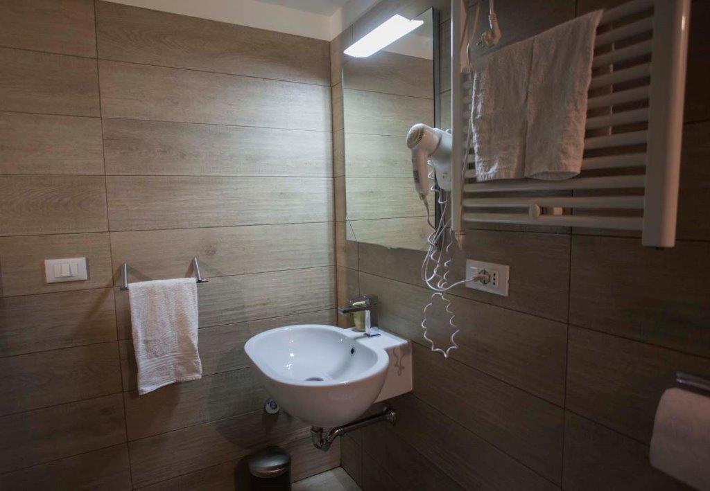 Ca Giardini Apartments In Biennale By Bricola Apartments Венеция Экстерьер фото